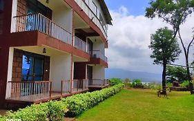 Nandanvan Tent & Resort Tapola